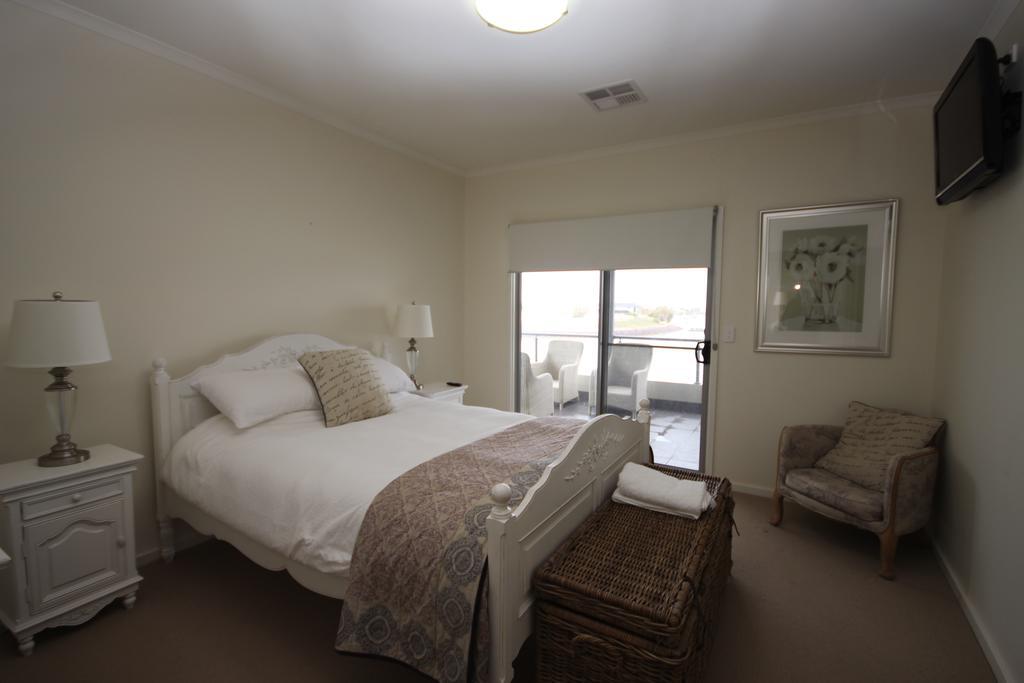 Wallaroo Marina apartamentos Exterior foto