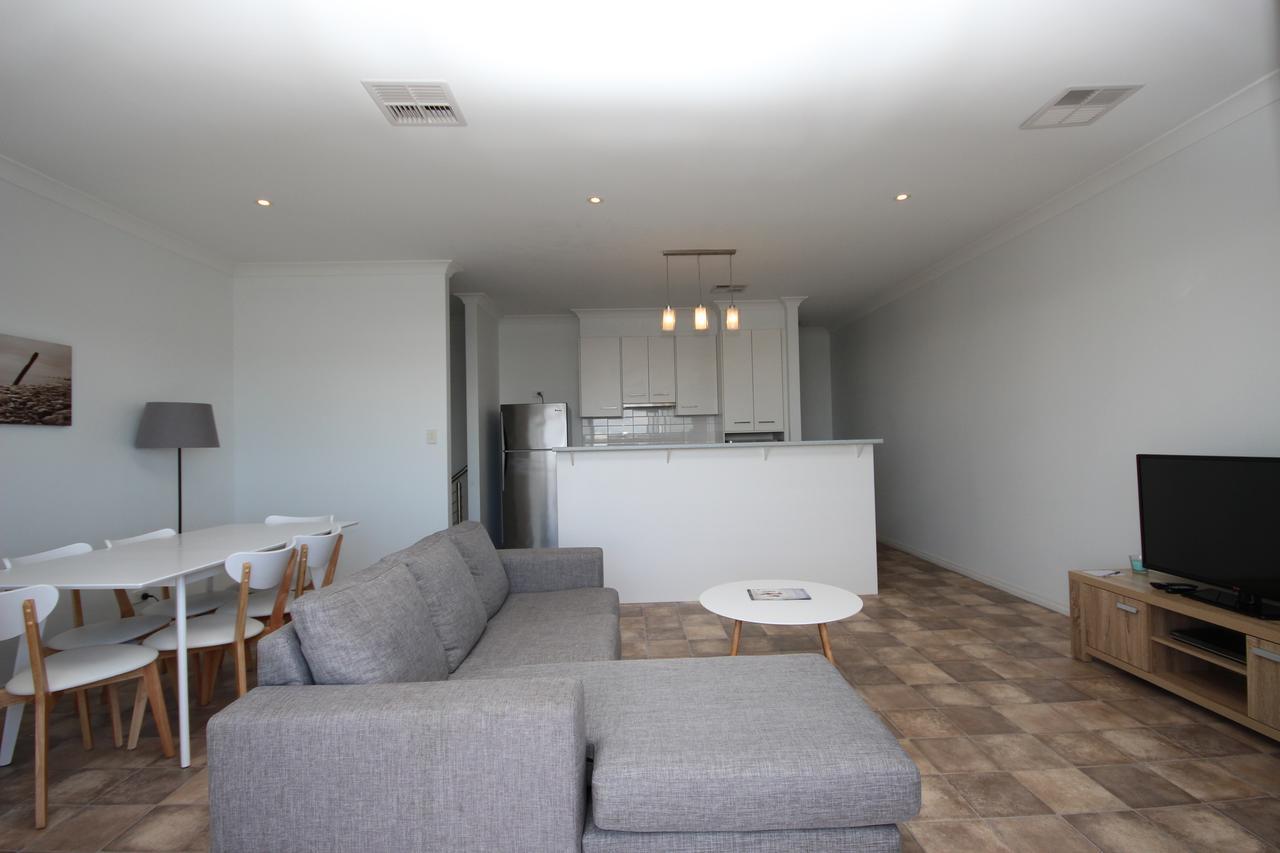 Wallaroo Marina apartamentos Exterior foto